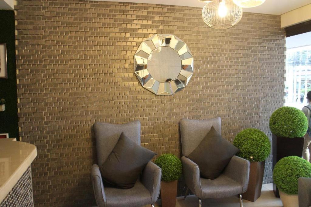 Urban Hostel Pasig City Eksteriør bilde