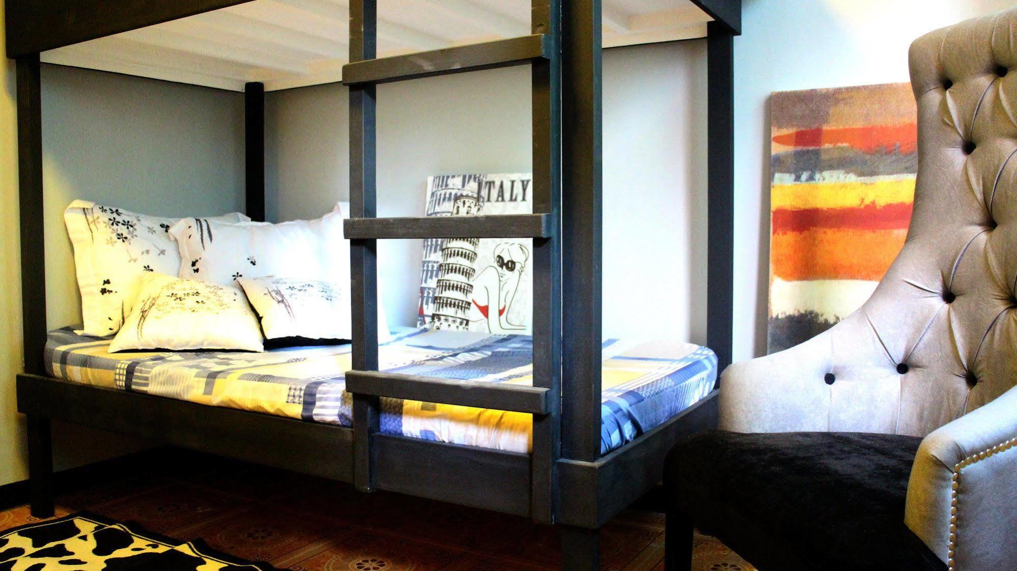 Urban Hostel Pasig City Eksteriør bilde